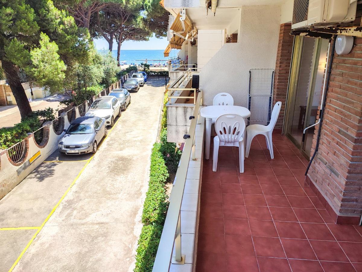 Apartamentos Colibri カンブリルス エクステリア 写真