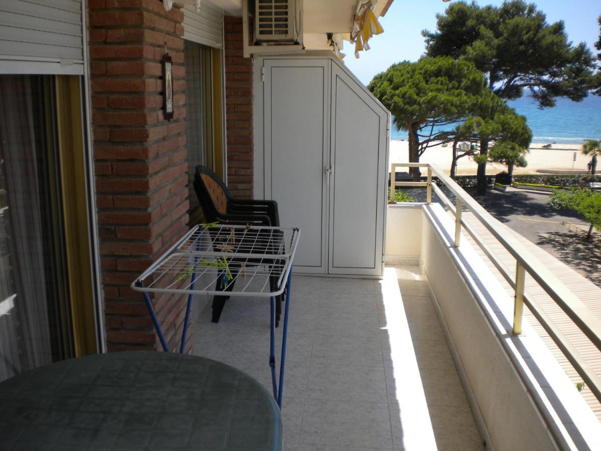 Apartamentos Colibri カンブリルス エクステリア 写真